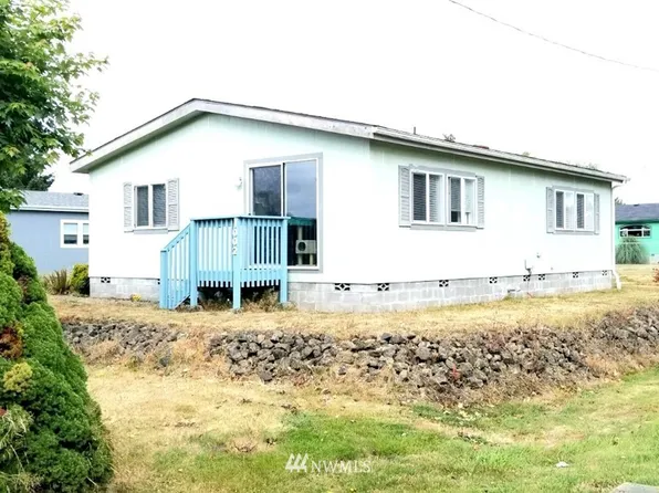 1002 Lindstrom St, Aberdeen, WA 98520