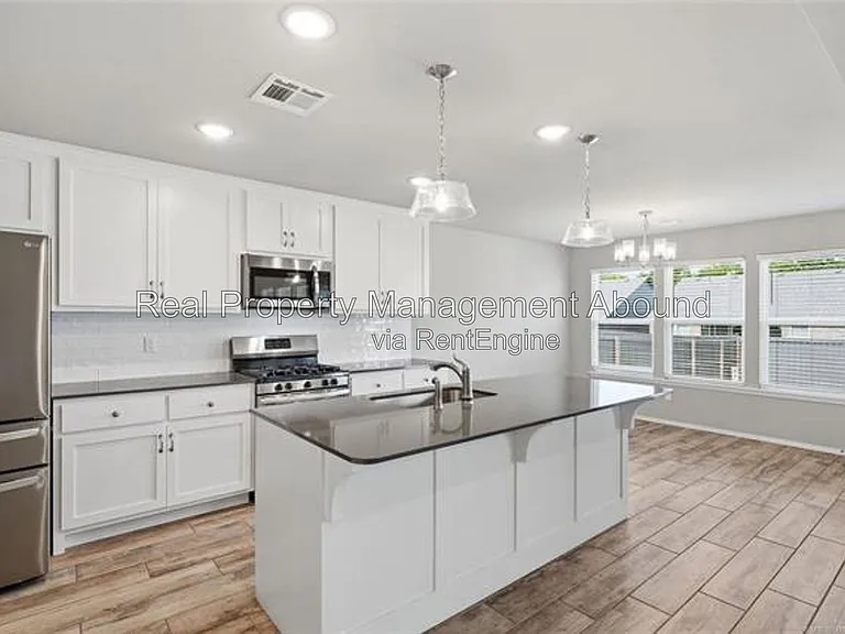 3706 S 13th Pl — Photo 10