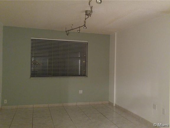 5th image of 10000 NW 9th Street Cir APT 12
