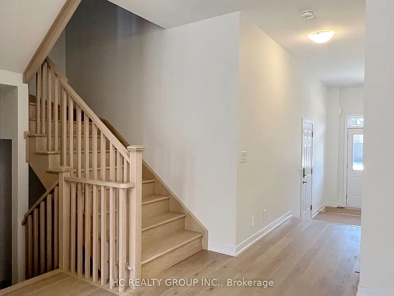 38 Harvey Bunker Cres — Photo 7