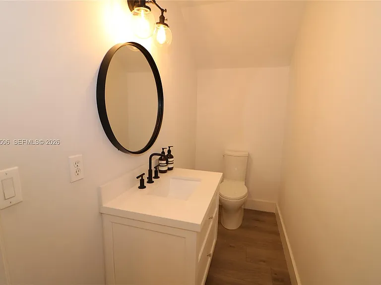 7961 SW 110th Ter — Photo 20