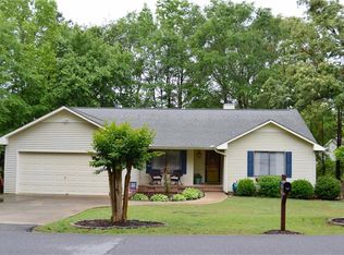 1320 Royal Summit Dr, Seneca, SC 29678