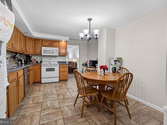 3rd image of 330 Ruth Ave