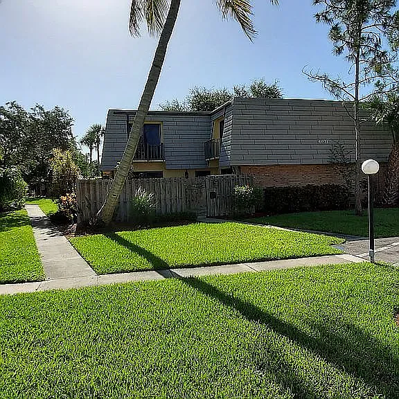 4033 Sandlewood Ln #3 — Photo 12
