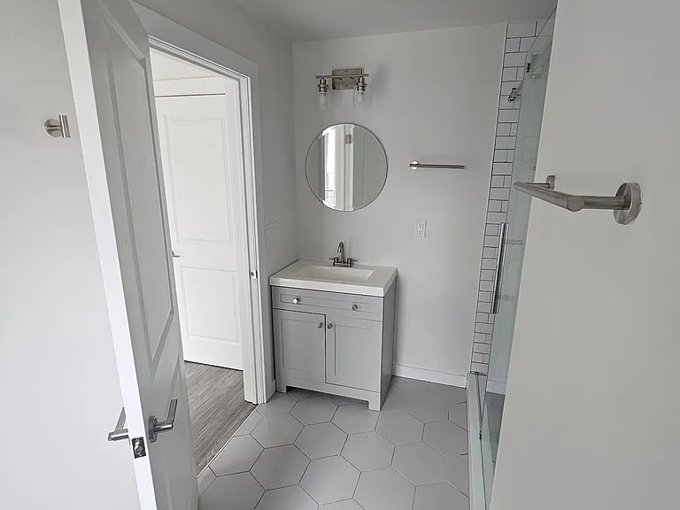1617 Ridge Ave #19-B — Photo 6