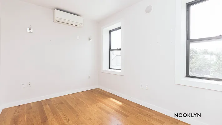 Rented by Nooklyn NYC LLC | media 15