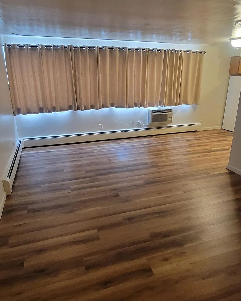 1 bed, 650 sqft, $1,200 — Photo 2