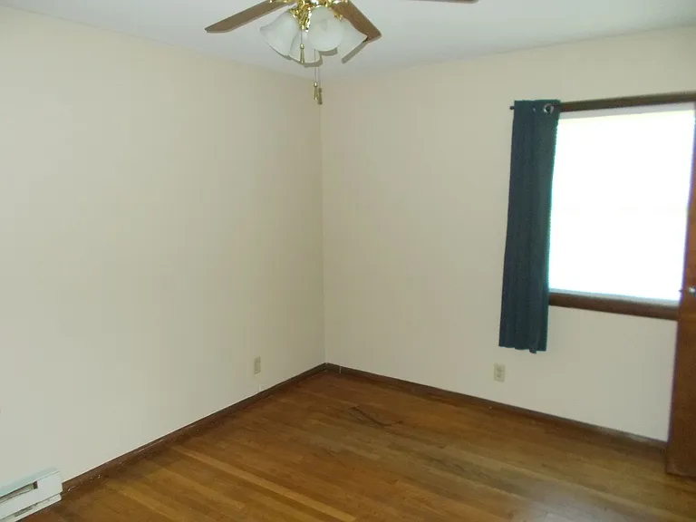312 Hazelwood Ln — Photo 12