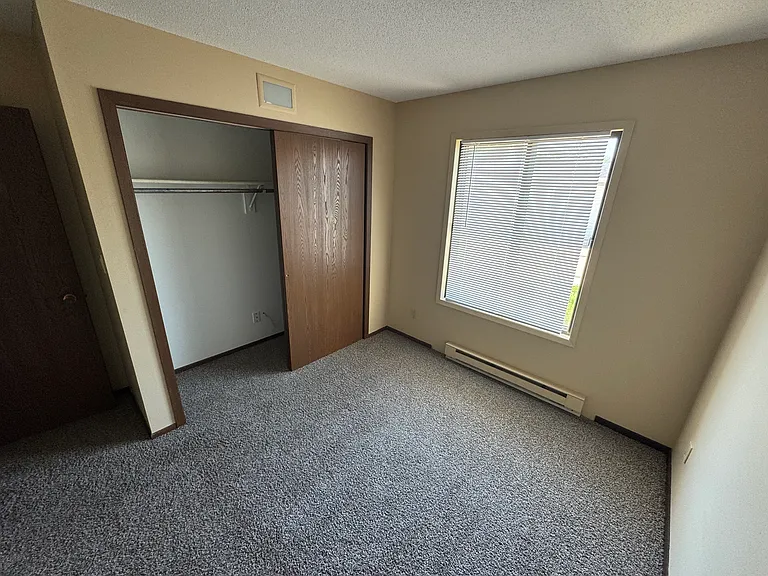 1401 Woodland Dr #2 — Photo 15