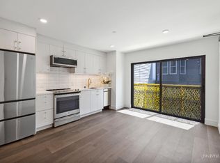 3233 16th St #202, San Francisco, CA 94110