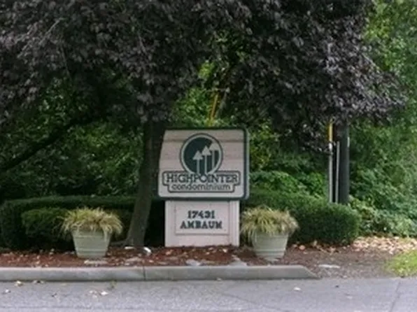 17431 Ambaum Blvd S #1, Burien, WA 98148