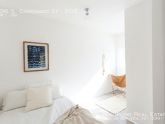 5th image of 406 S Coronado St #202
