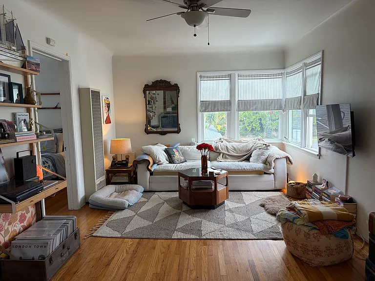 2890 Grandview Ave — Photo 12