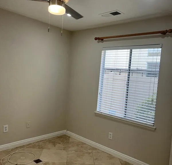 540 E Calora St — Photo 26