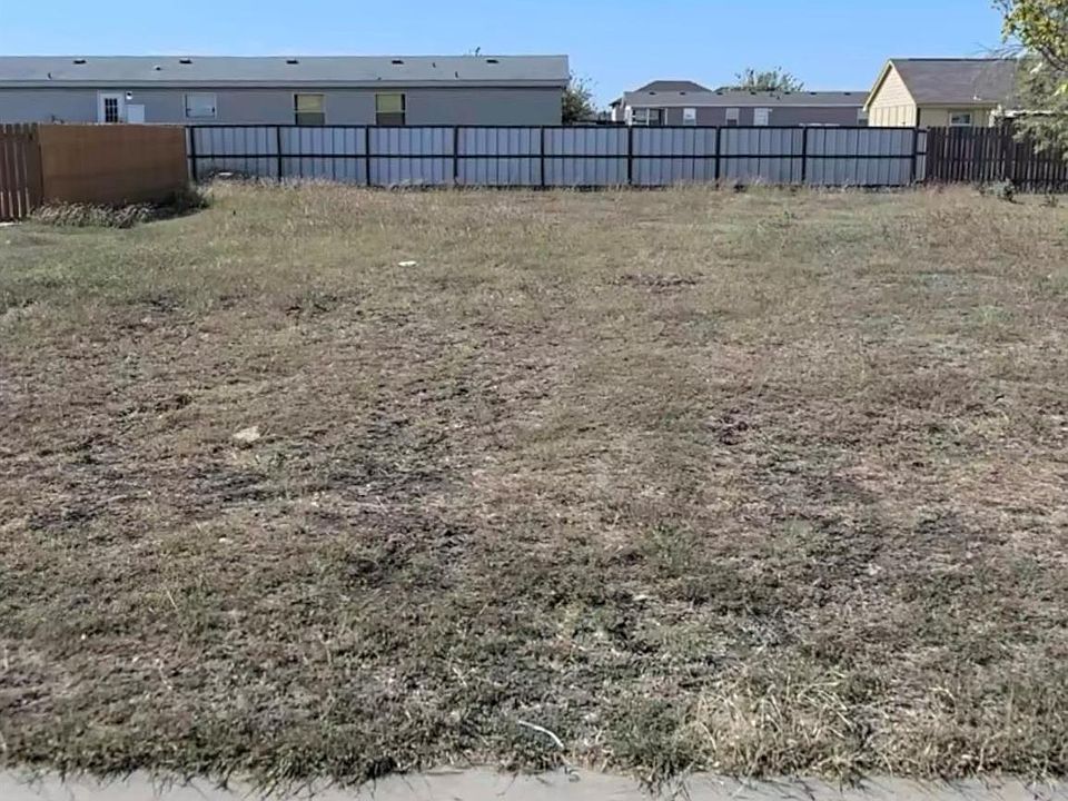 1st image of 3207 Sevilla Dr