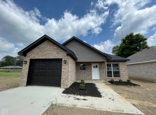 538 Maple St, Trumann, AR 72472