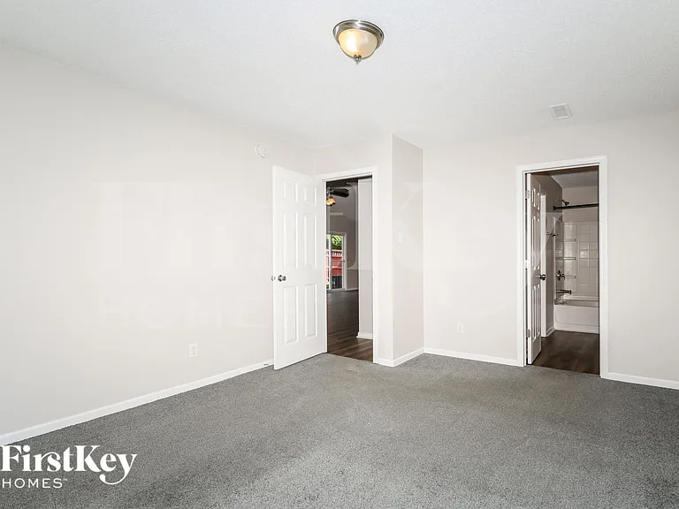 12168 Lindley Dr — Photo 12