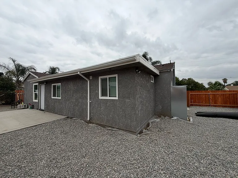 535 Jackson St — Photo 20