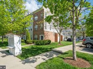 42445 Hollyhock Ter, Ashburn, VA 20148