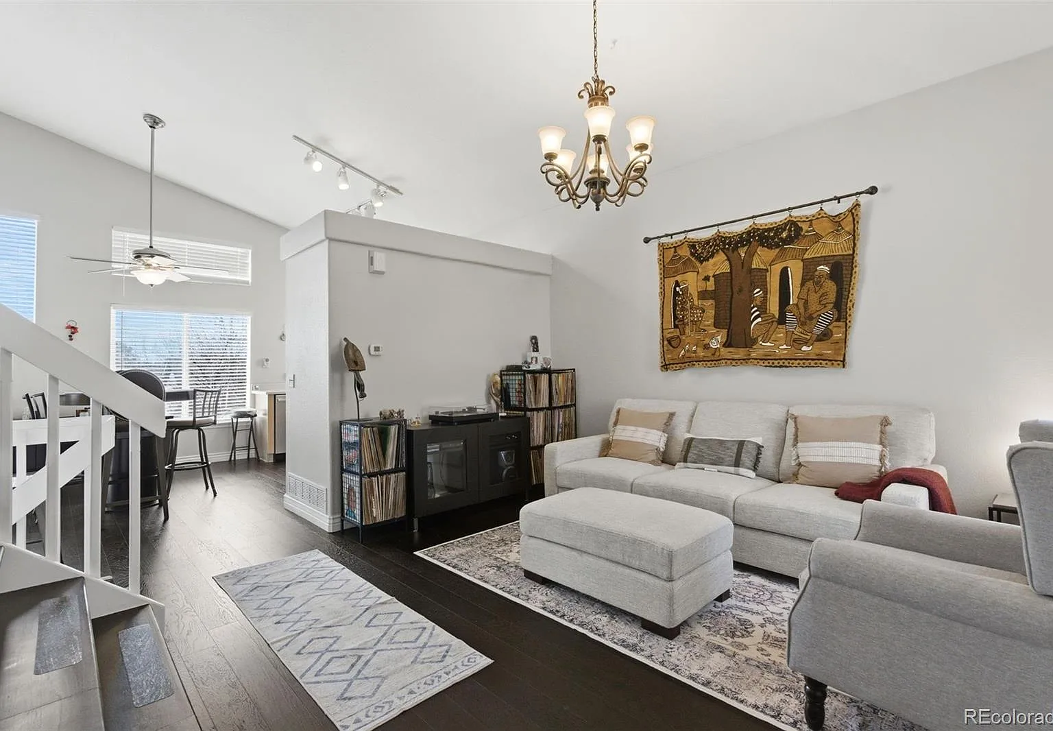 3 bed, 3.5 bath, 1682 sqft, $3,200 — Photo 4