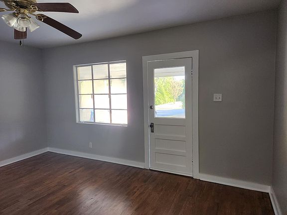 3rd image of 1704 Beirne Ave NE #1704