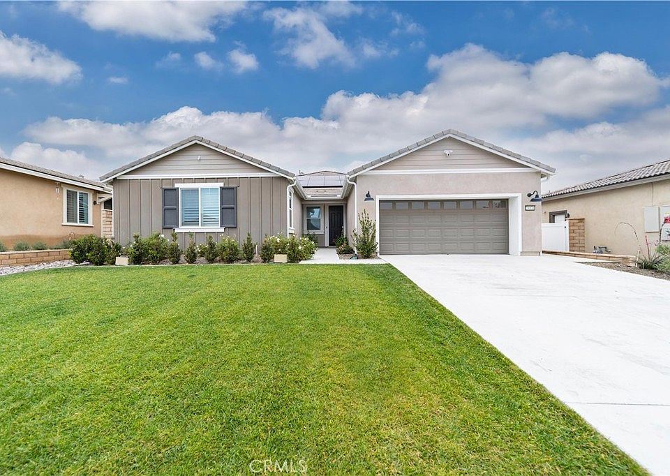 1st image of 26576 Scotch Pine Cir