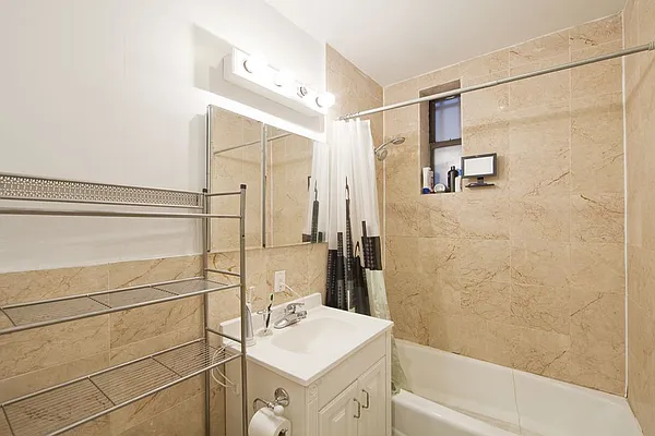 Rented by Zumper Inc | media 26