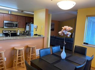 7453 Newcastle Golf Club Rd APT J302, Renton, WA 98059