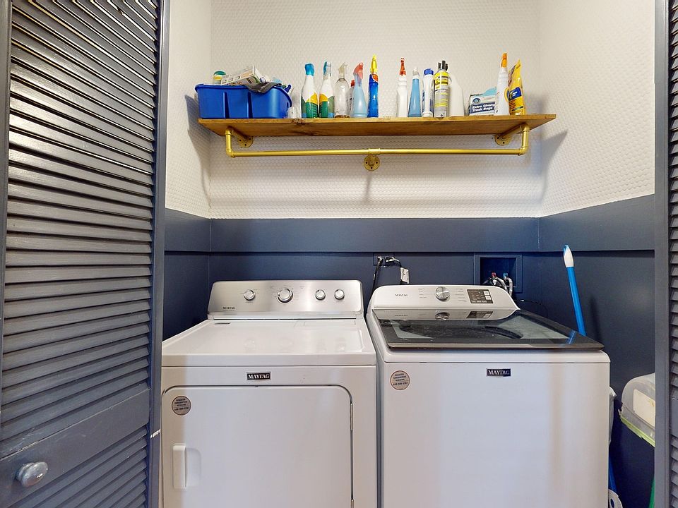 2nd image of 7711 N Marshfield Ave #2