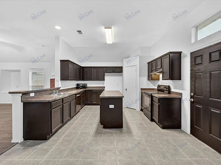 342 Leisure Ln — Photo 7