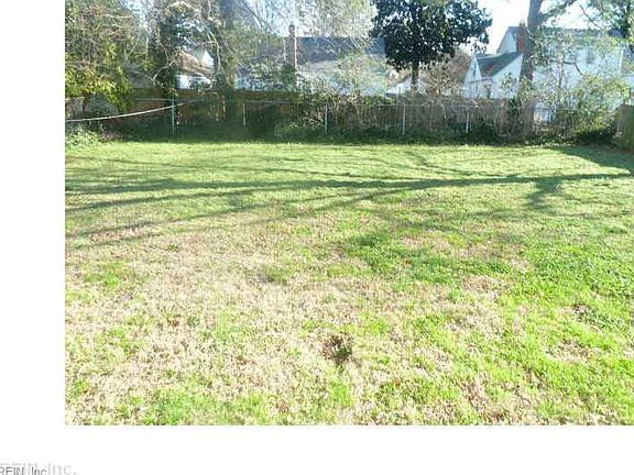 2nd image of 3808 Lenoir Cir
