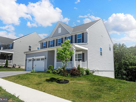 2nd image of 3011 Bianca Way