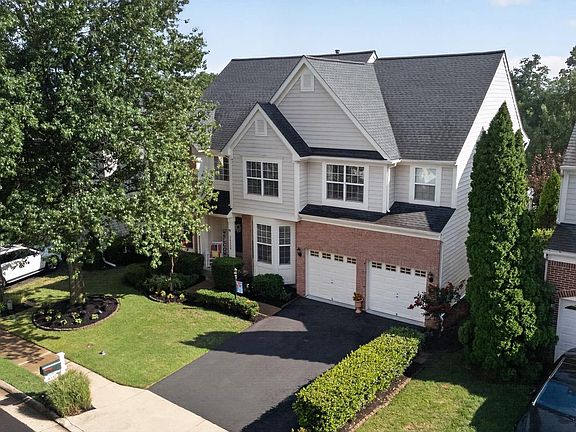 3rd image of 14339 Chalfont Dr