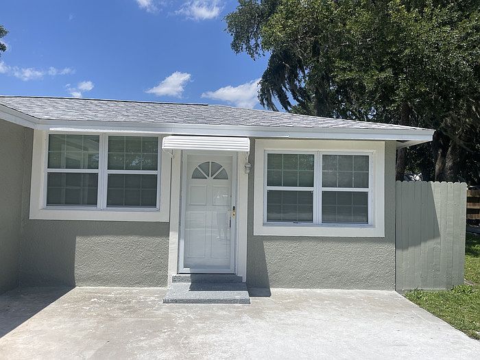 1st image of 1021 W Palmetto Ave