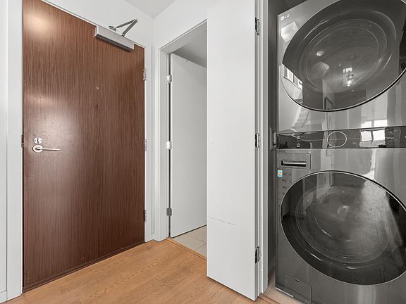 5th image of 7988 Ackroyd Rd #6