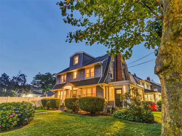 108 Vincent Avenue, Lynbrook, NY 11563