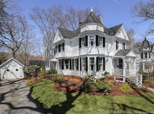 29 Grove St, Merrimac, MA 01860