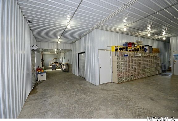 2nd image of 154 County Road 683