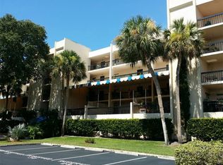 203 Tarpon Point, Tarpon Springs, FL 34689