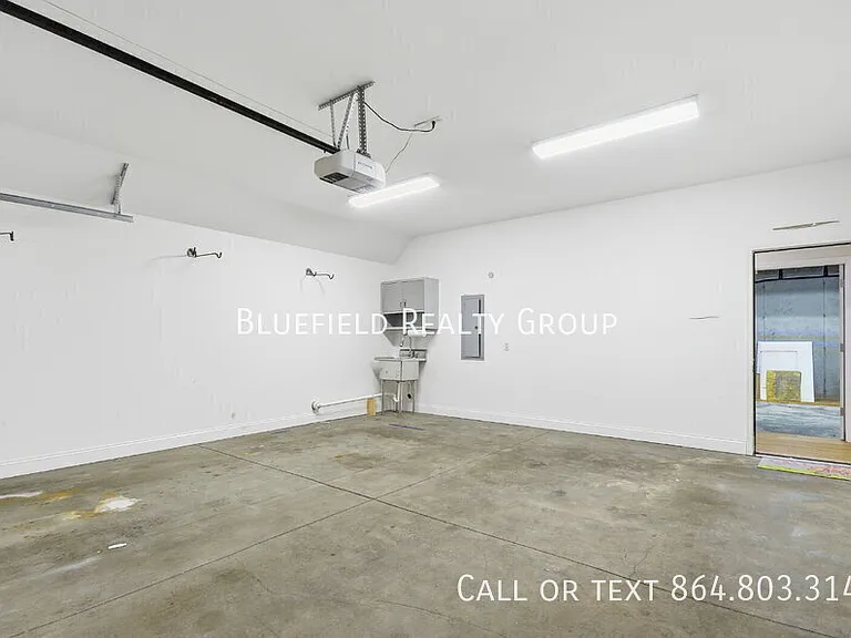 1 Edge Ct #B — Photo 29