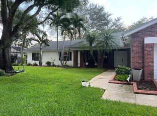 701 NW 204th Ave, Pembroke Pines, FL 33029