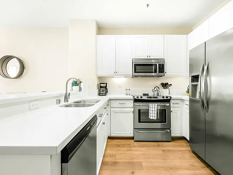 350 K St #416 — Photo 9