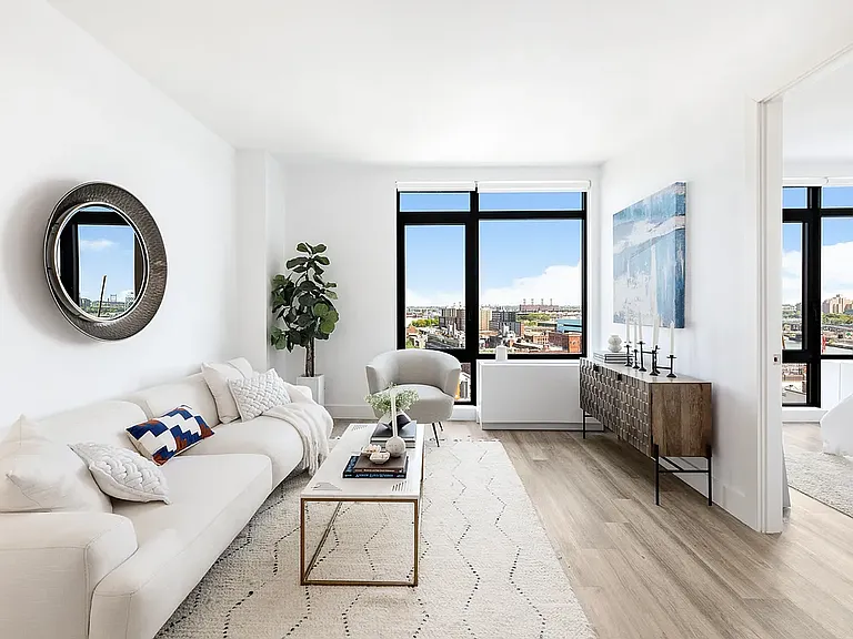 228 E 135th St #1405 — Photo 2