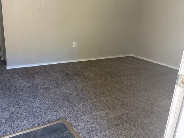 101 S Rice St APT 12, Nixa, MO 65714