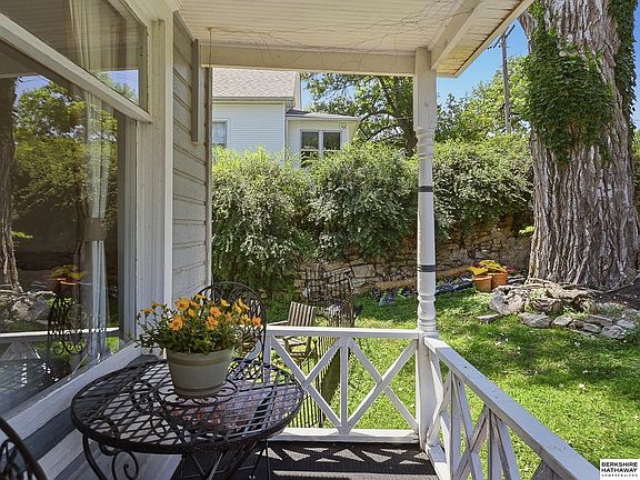 4th image of 3007 S 30th St