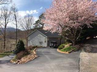 197 Deer Valley Dr, Old Fort, NC 28762