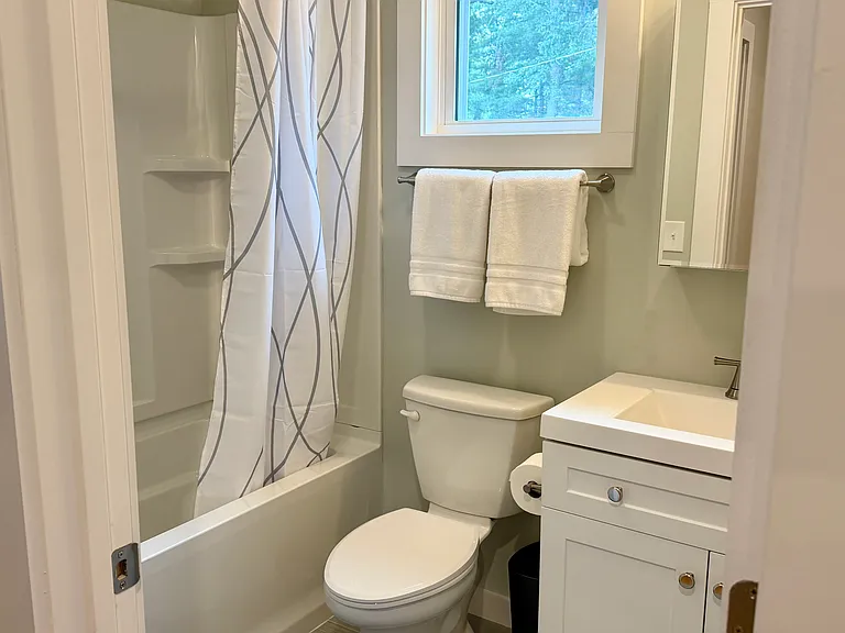 112 Lager Ln — Photo 11
