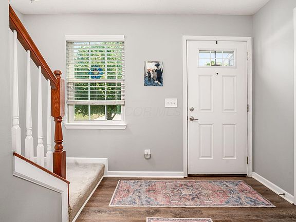 3rd image of 304 Evergreen Cir