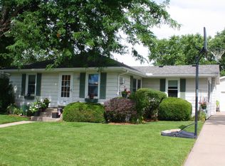 1116 E Ave N, Onalaska, WI 54650