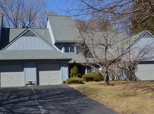 42 Forsgate Ct, Township Of Washington, NJ 07676